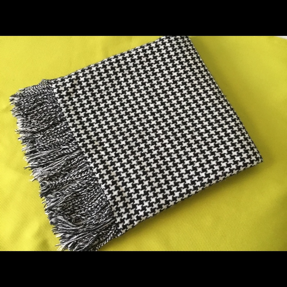 🖤 Threshold Throw Blanket 🖤